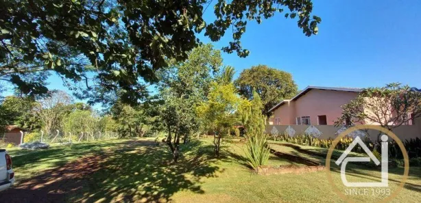 Fazenda / Sítio / Chácara com 3 Quartos à venda, 300m² no Chácaras Itaúna, Ibiporã