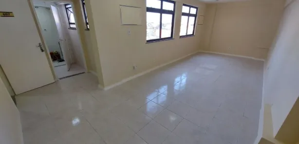 Conjunto Comercial / Sala para alugar, 260m² no Jardim Vinte e Cinco de Agosto, Duque de Caxias