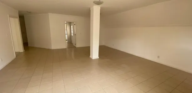 Cobertura com 3 Quartos para alugar, 160m² no Itaipava, Petrópolis