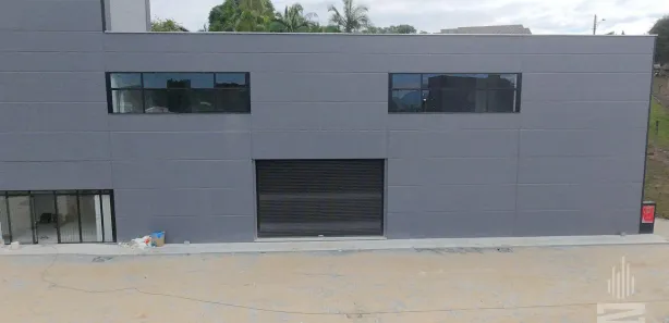 Conjunto Comercial / Sala para alugar, 230m² no Do Salto, Blumenau