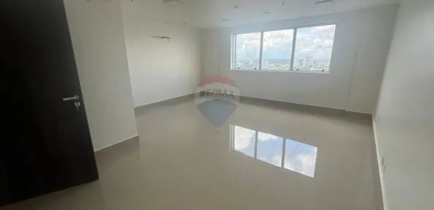 Conjunto Comercial / Sala para alugar, 41m² no Adrianópolis, Manaus