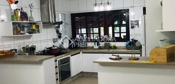 Sobrado com 4 Quartos à venda, 223m² no Bocaina, Ribeirão Pires