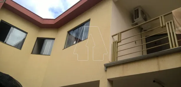 Sobrado com 4 Quartos para alugar, 150m² no Centro, Araçatuba