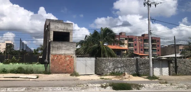 Prédio Inteiro com 1 Quarto para alugar, 110m² no Icaraí, Caucaia