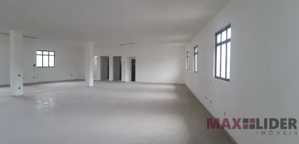 Conjunto Comercial / Sala para alugar, 310m² no Jardim Jandira, Jandira