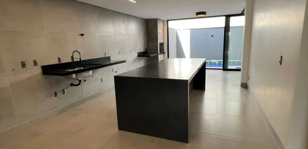 Casa de Condomínio com 4 Quartos à venda, 232m² no Jardins Capri, Senador Canedo