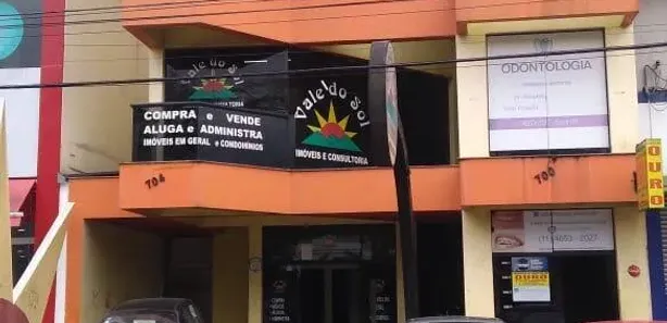 Prédio Inteiro à venda, 600m² no Centro, Arujá
