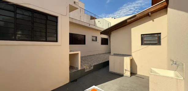 Casa com 2 Quartos para alugar, 101m² no Vila Lessa, Presidente Prudente