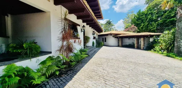 Fazenda / Sítio / Chácara com 5 Quartos para venda ou aluguel, 951m² no Granja Viana, Cotia