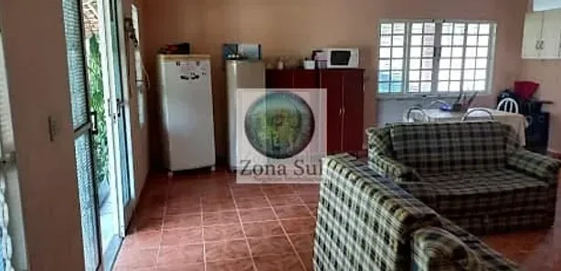 Fazenda / Sítio / Chácara com 2 Quartos à venda, 10m² no Cabacais, Sarapuí