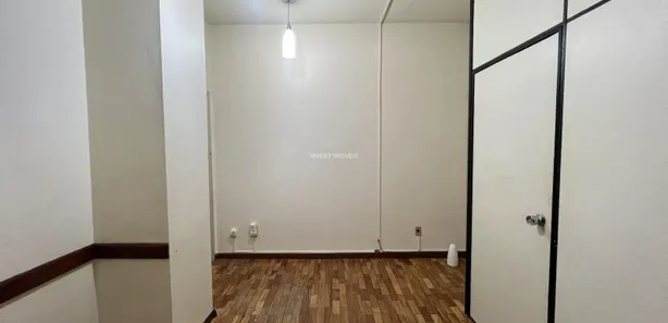Conjunto Comercial / Sala à venda, 41m² no Centro, Juiz de Fora