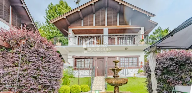 Loja / Salão / Ponto Comercial à venda, 392m² no Jardim do Embaixador, Campos do Jordão