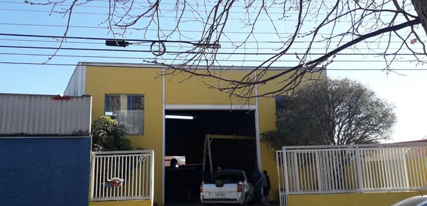 Galpão / Depósito / Armazém à venda, 296m² no Jardim Santa Izabel, Hortolândia