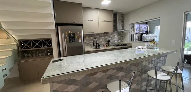 Casa de Condomínio com 4 Quartos à venda, 270m² no Alto da Boa Vista, Brasília