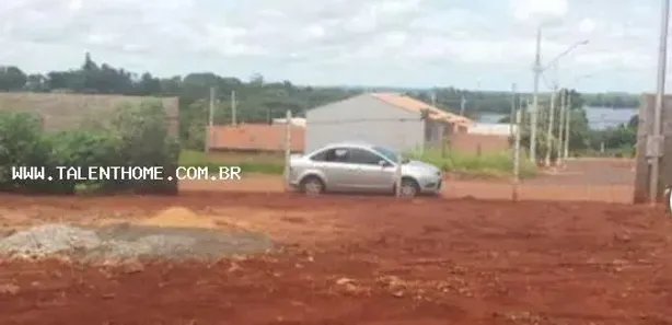 Terreno / Lote / Condomínio à venda, 900m² no , Primeiro de Maio