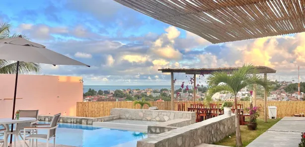 Hotel / Motel / Pousada com 18 Quartos à venda, 1600m² no , Baía Formosa