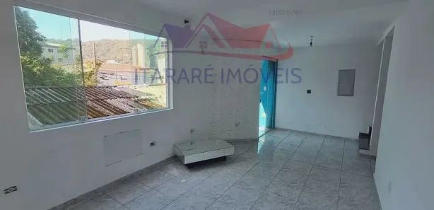 Casa com 3 Quartos para alugar, 110m² no Vila Voturua, São Vicente