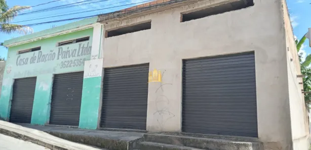Loja / Salão / Ponto Comercial à venda, 360m² no Novo Retiro, Esmeraldas