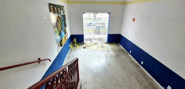 Casa Comercial com 1 Quarto para venda ou aluguel, 248m² no Centro, Pindamonhangaba