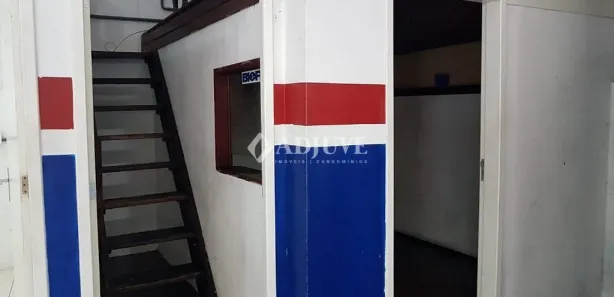 Loja / Salão / Ponto Comercial com 1 Quarto à venda, 299m² no Bingen, Petrópolis