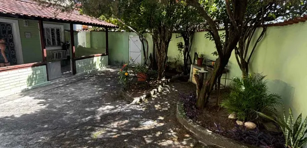 Casa com 2 Quartos à venda, 82m² no Comendador Soares, Nova Iguaçu