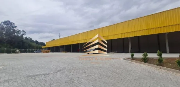 Galpão / Depósito / Armazém para alugar, 2000m² no Parque Piratininga, Itaquaquecetuba