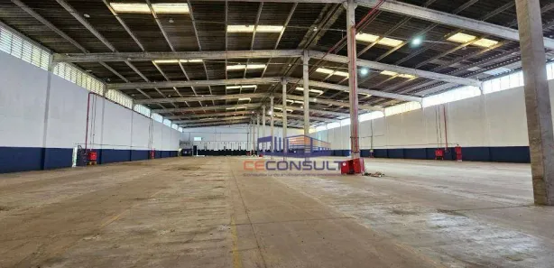 Galpão / Depósito / Armazém para alugar, 6000m² no Parque Esplanada, Embu das Artes