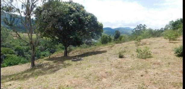Terreno / Lote / Condomínio à venda, 4200m² no Centro, Igaratá