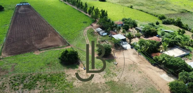 Fazenda / Sítio / Chácara com 3 Quartos à venda, 130m² no Centro, Pilar