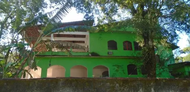 Fazenda / Sítio / Chácara com 8 Quartos à venda, 700m² no Caneca Fina, Guapimirim