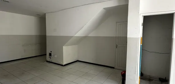 Loja / Salão / Ponto Comercial com 3 Quartos para venda ou aluguel, 185m² no Santa Cruz, Campina Grande