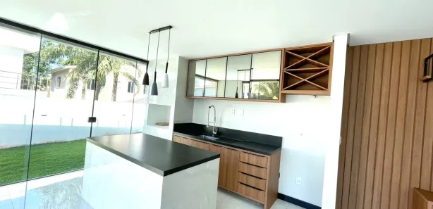 Casa de Condomínio com 4 Quartos para alugar, 235m² no Alphaville (Abrantes), Camaçari