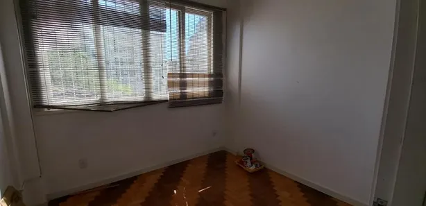 Loja / Salão / Ponto Comercial à venda, 71m² no Centro, Santa Maria