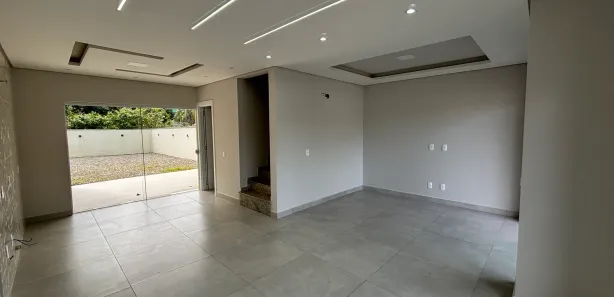 Sobrado com 3 Quartos à venda, 121m² no , Itapoá