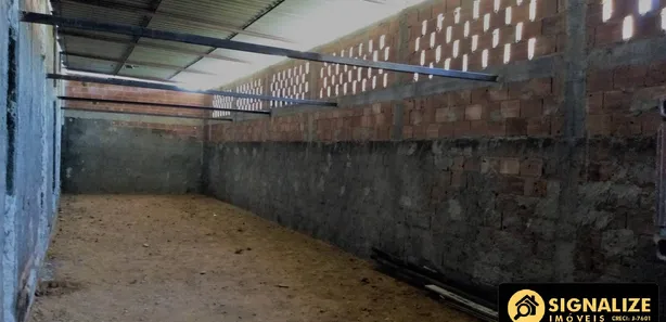 Galpão / Depósito / Armazém para alugar, 400m² no Jardim Peró, Cabo Frio