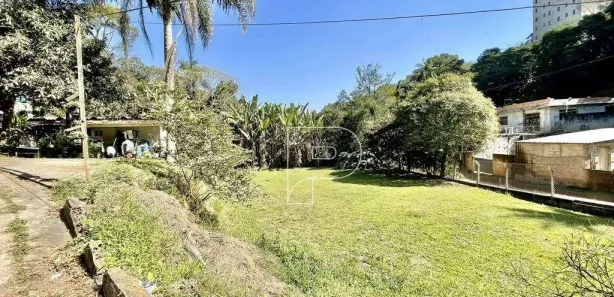 Casa com 7 Quartos para venda ou aluguel, 700m² no Jardim Colibri, Cotia