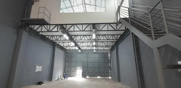 Galpão / Depósito / Armazém para alugar, 850m² no Pedreira, Belém