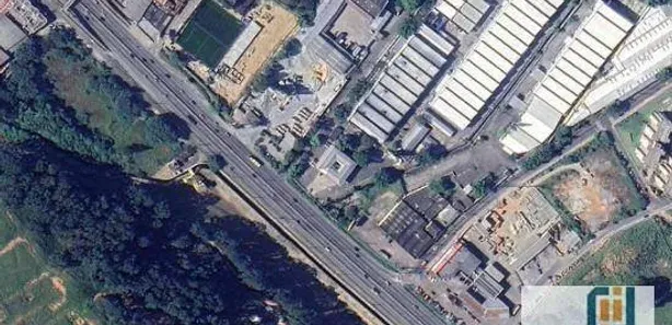 Prédio Inteiro para alugar, 1270m² no Núcleo Residencial Isabela, Taboão da Serra