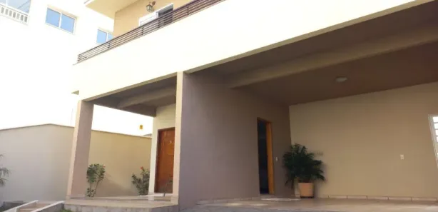 Sobrado com 4 Quartos à venda, 245m² no Jardim Elvira Dias, Poços de Caldas
