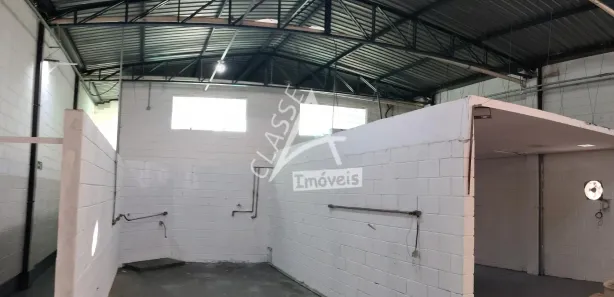 Galpão / Depósito / Armazém para alugar, 300m² no Vila Bocaina, Mauá