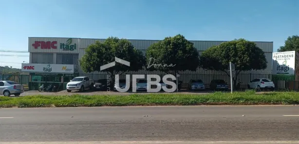 Galpão / Depósito / Armazém à venda, 748m² no Vila Padre Eterno, Trindade