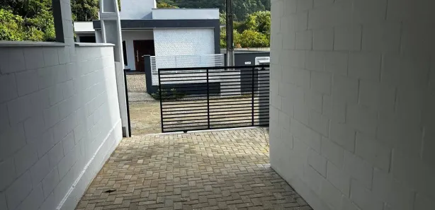 Casa de Condomínio com 2 Quartos para alugar, 75m² no São Cristovão, Penha