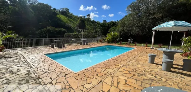 Fazenda / Sítio / Chácara com 3 Quartos à venda, 150m² no Maravilha, Paty do Alferes