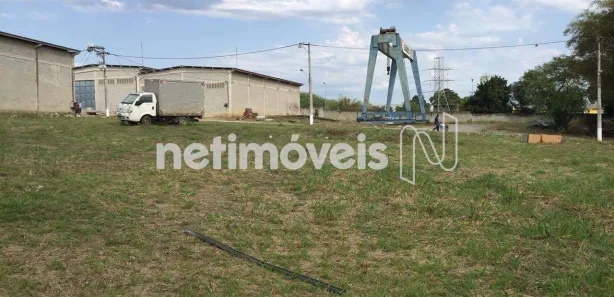 Terreno / Lote / Condomínio para alugar, 2000m² no Santa Luzia, São Gonçalo