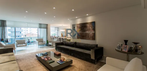 Apartamento com 3 Quartos para alugar, 240m² no Santa Cecília, São Paulo