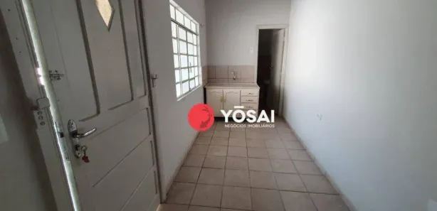 Casa com 2 Quartos para alugar, 50m² no Vila Nova, Londrina