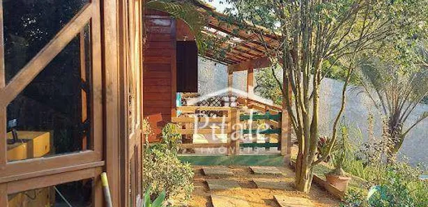 Fazenda / Sítio / Chácara com 3 Quartos à venda, 220m² no Los Álamos, Vargem Grande Paulista