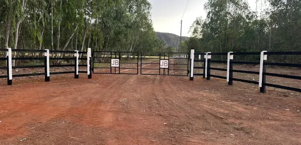 Fazenda / Sítio / Chácara com 2 Quartos à venda, 726000m² no , Vila Boa
