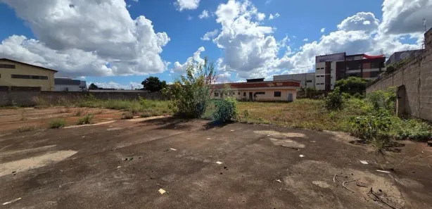 Galpão / Depósito / Armazém à venda, 130m² no Zona Industrial, Brasília