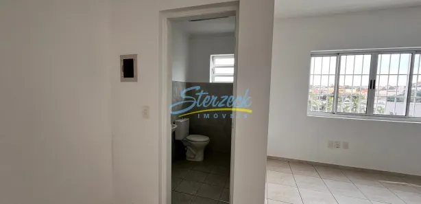 Conjunto Comercial / Sala para alugar, 48m² no Centro, Vinhedo